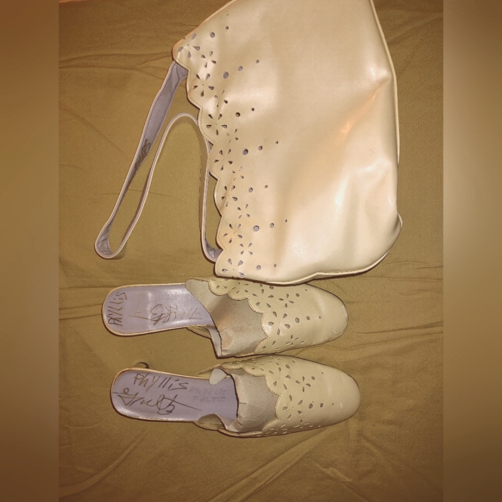 Women's Matching Purse and short heels shoes - Picture 1 of 7